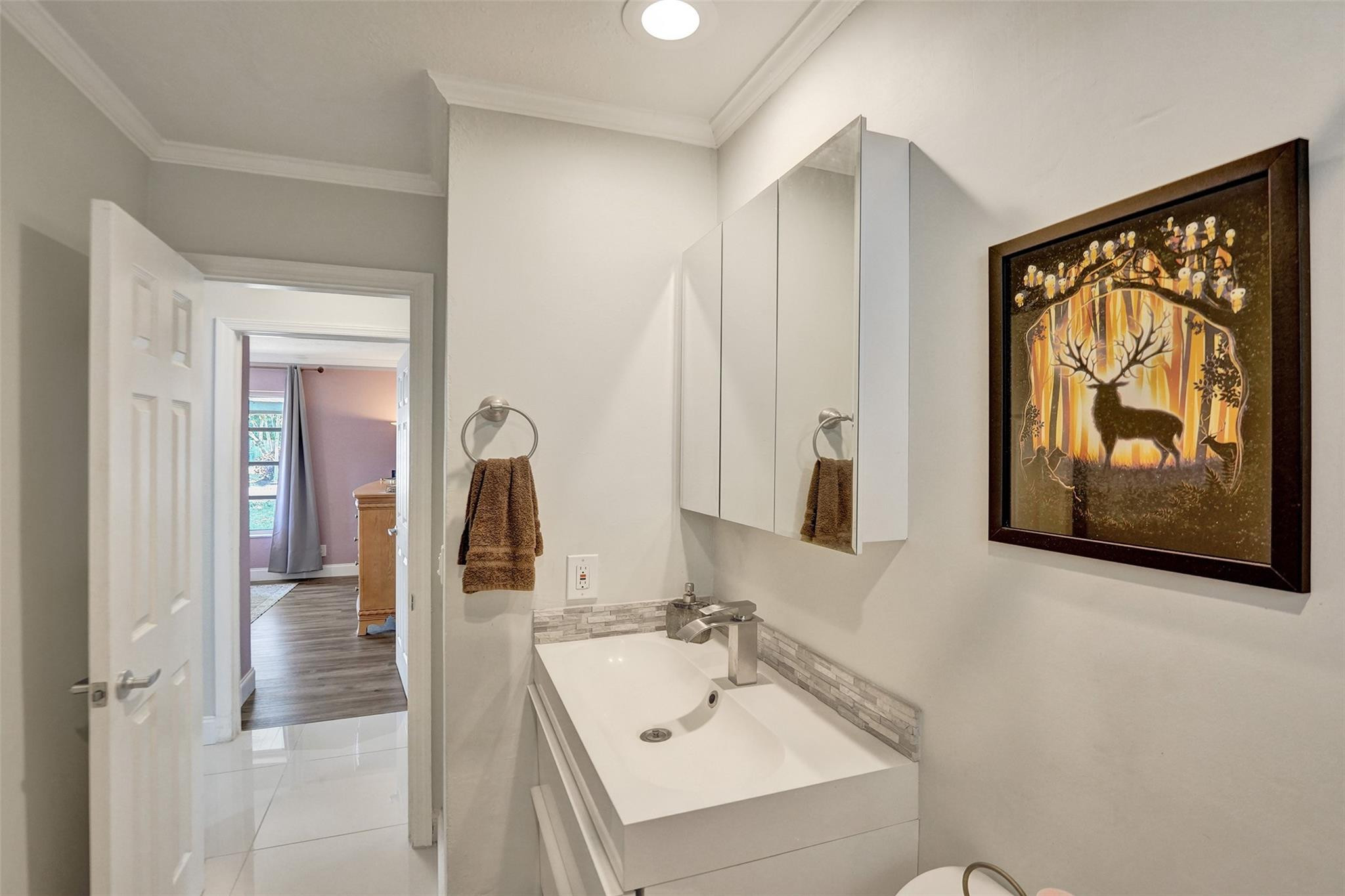 2021 NW 32nd Street