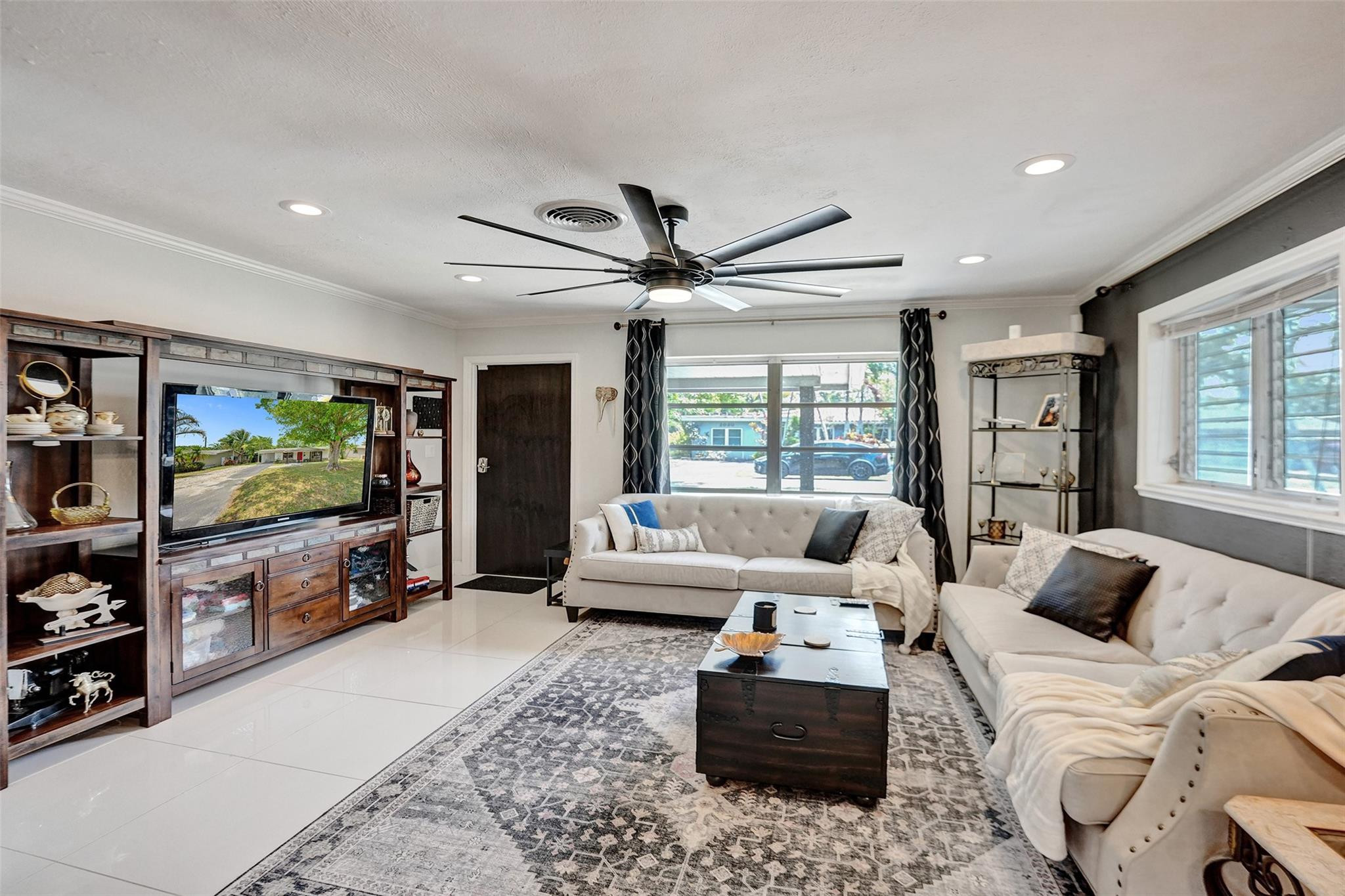 2021 NW 32nd Street