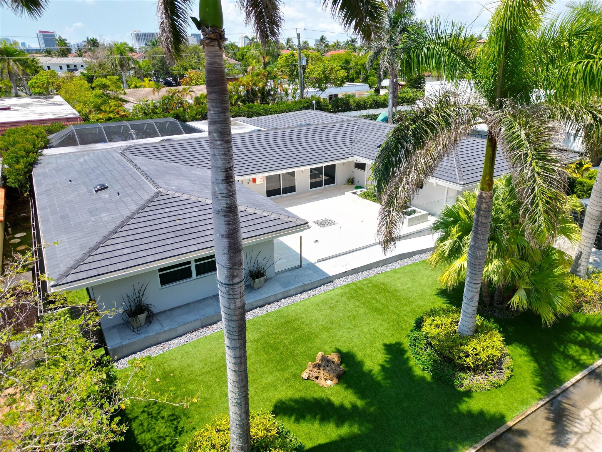 840 S Southlake Drive