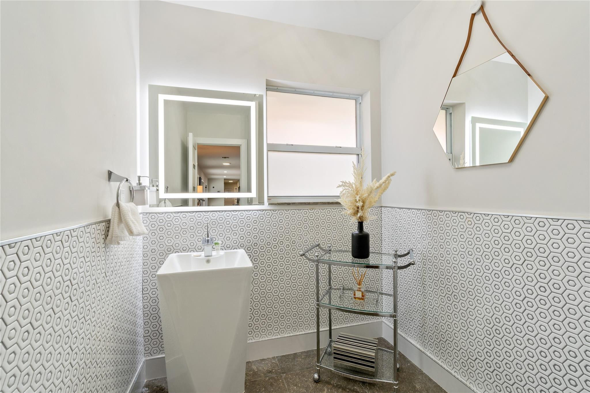 840 S Southlake Drive