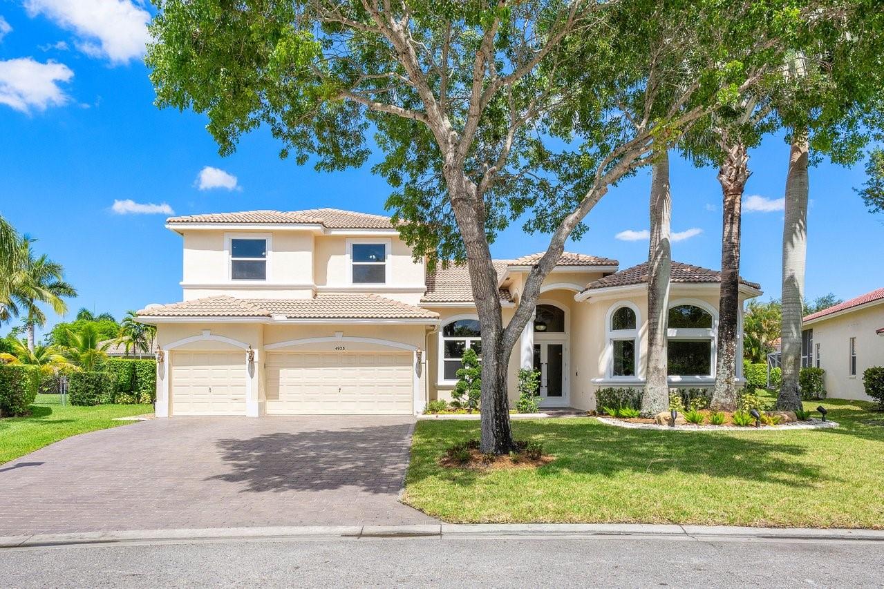 4923 NW 110th Way