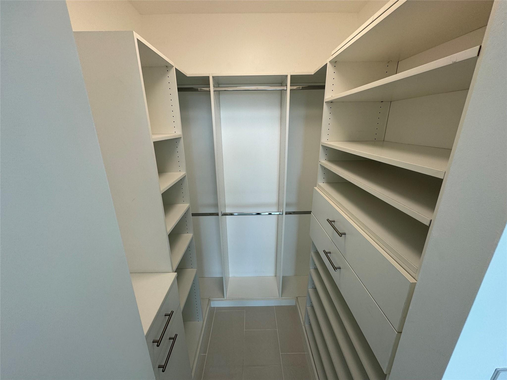 325 S Biscayne Blvd 2518