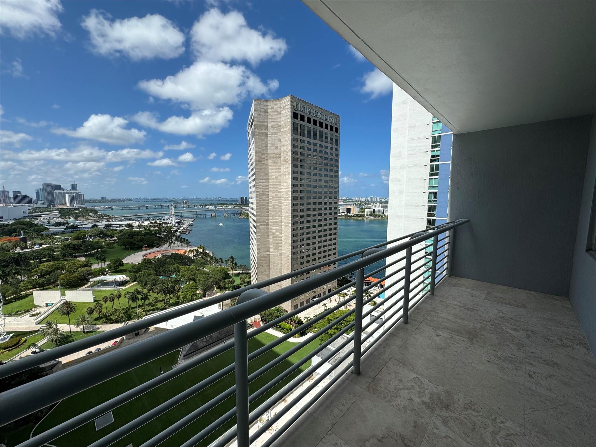 325 S Biscayne Blvd 2518