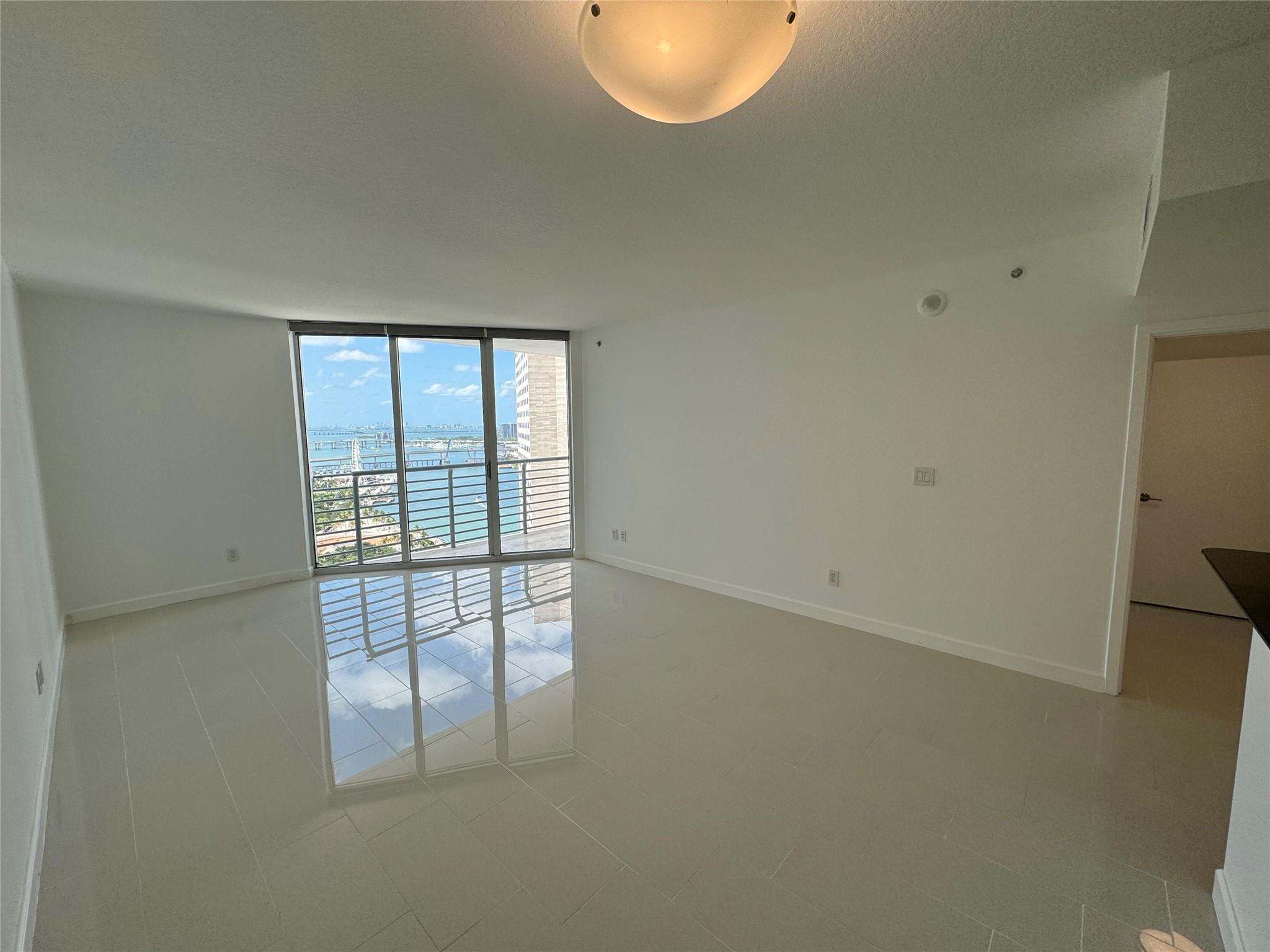 325 S Biscayne Blvd 2518