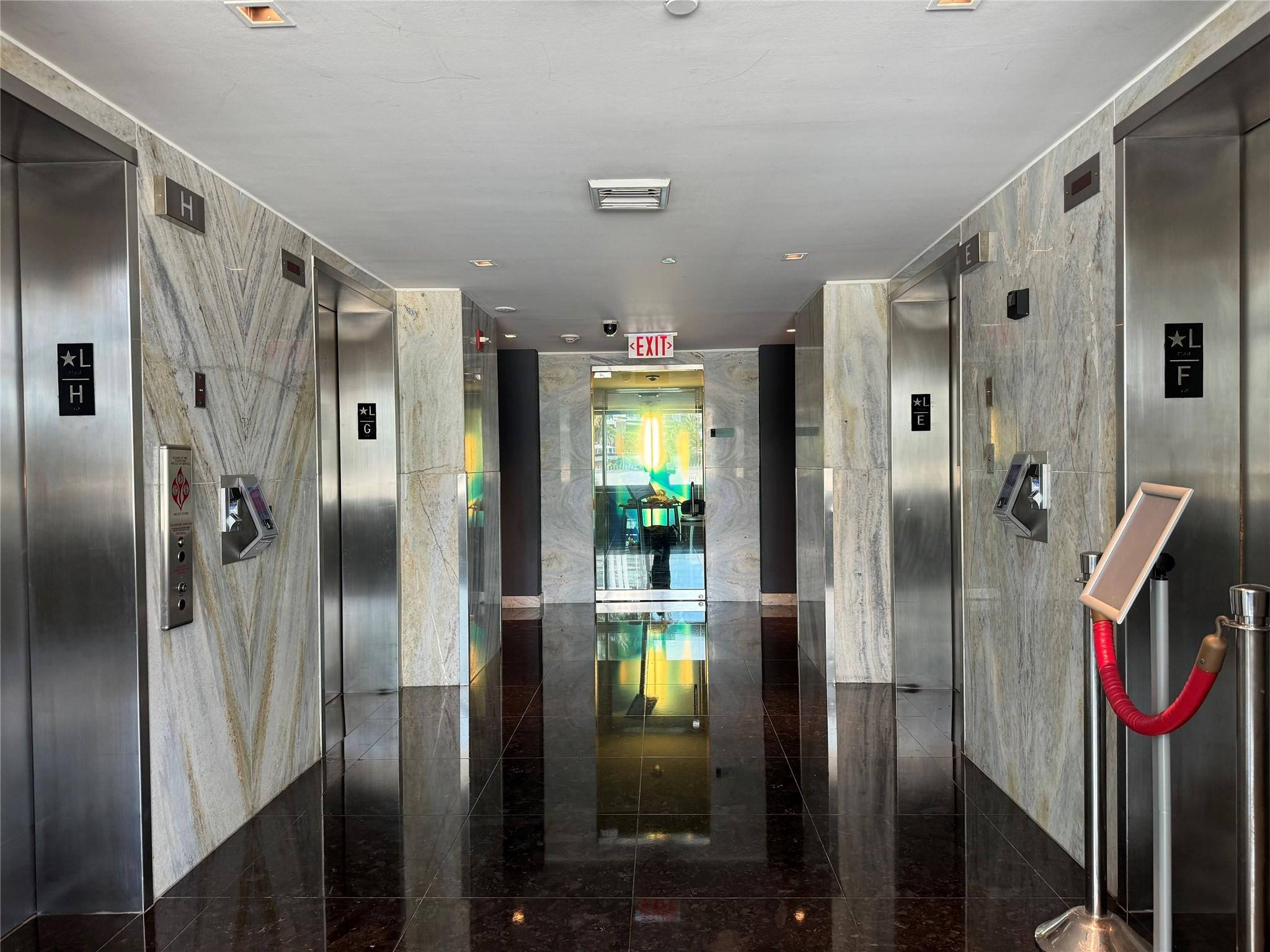 325 S Biscayne Blvd 2518