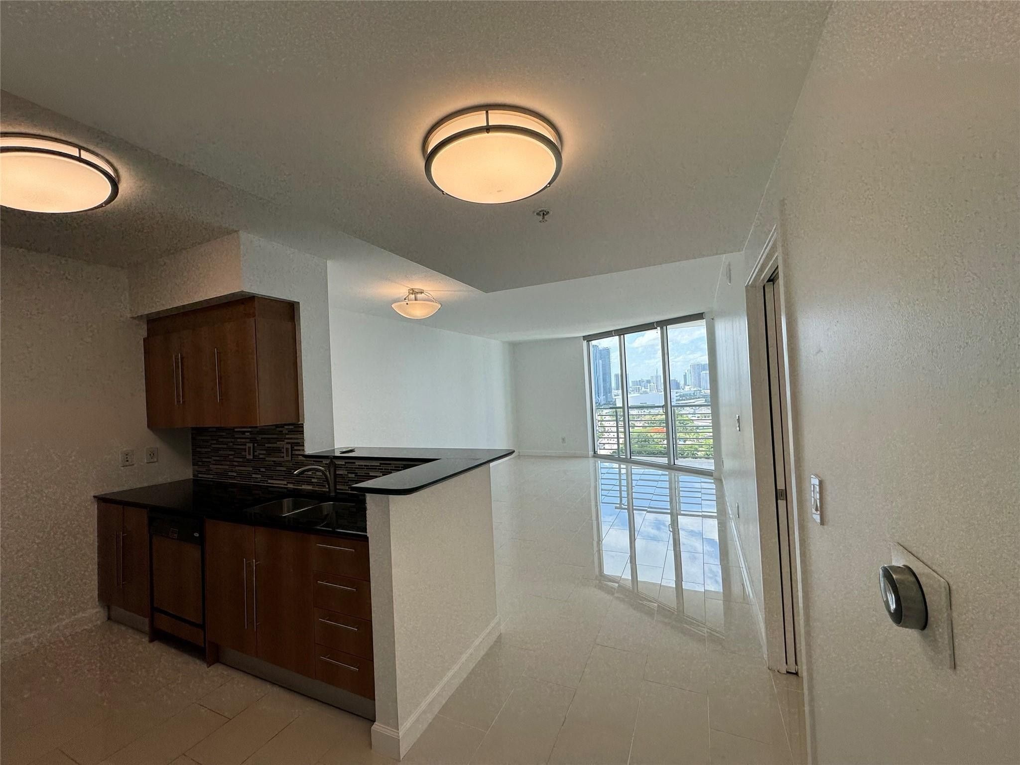 325 S Biscayne Blvd 2518