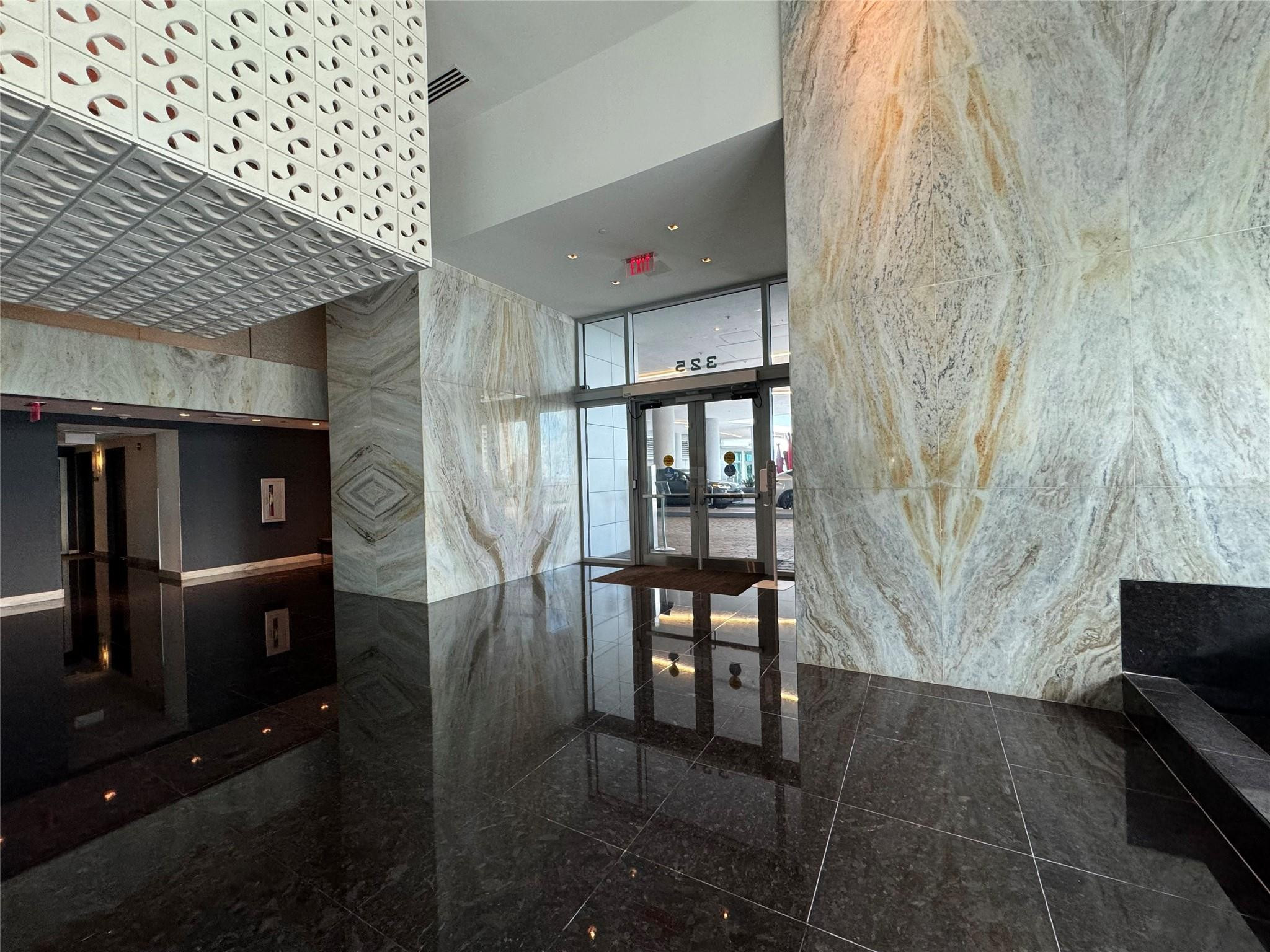 325 S Biscayne Blvd 2518