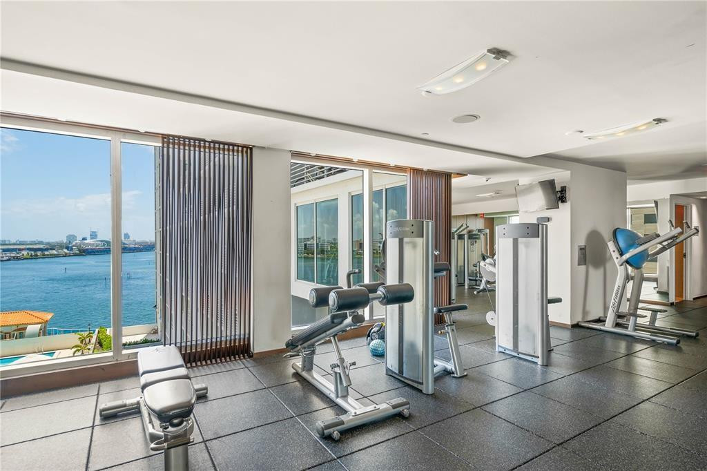 325 S Biscayne Blvd 2518