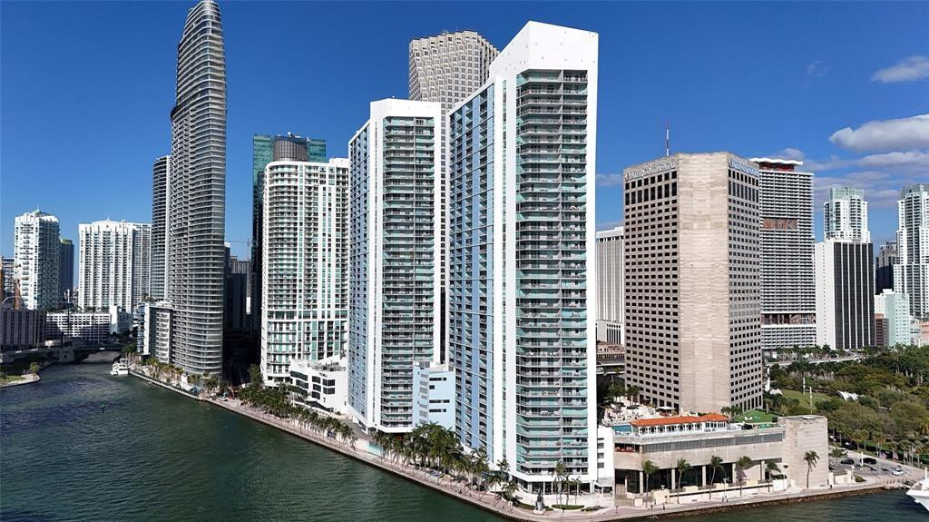 325 S Biscayne Blvd 2518