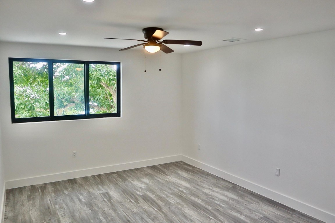 1290 NE 35 Street 1290