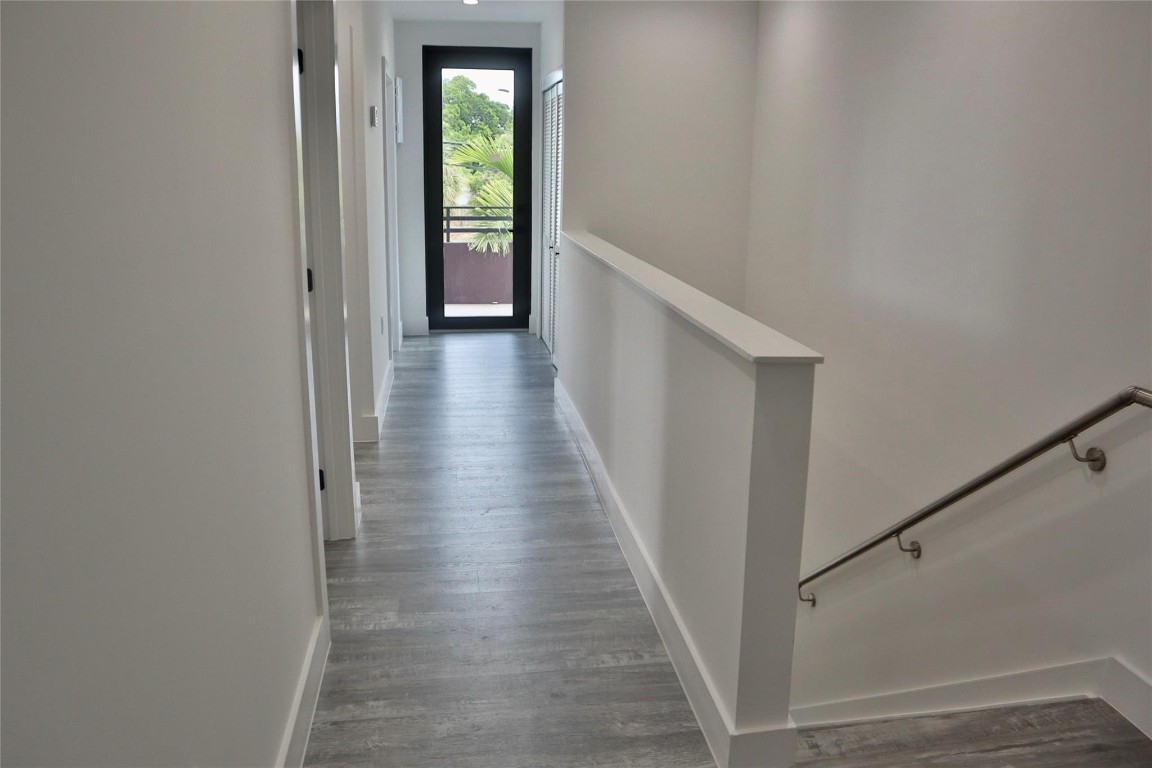 1290 NE 35 Street 1290