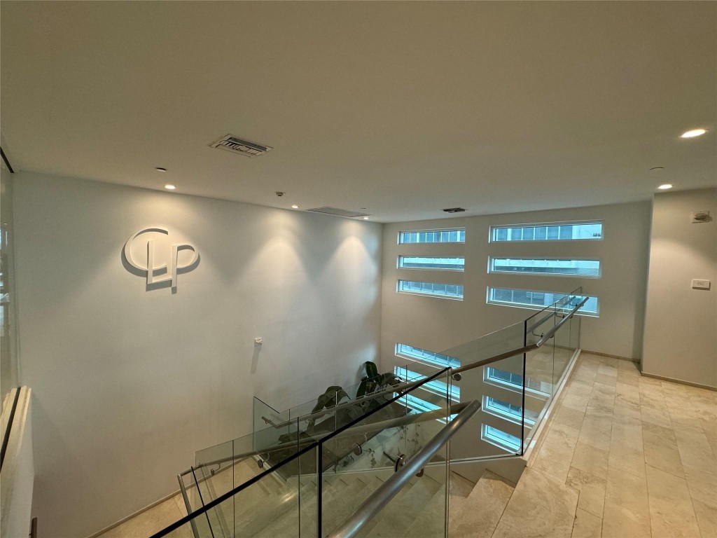 1040 Biscayne Blvd 2108