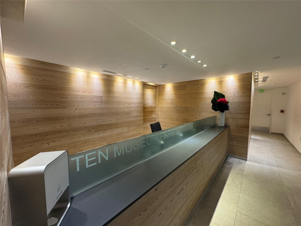 1040 Biscayne Blvd 2108