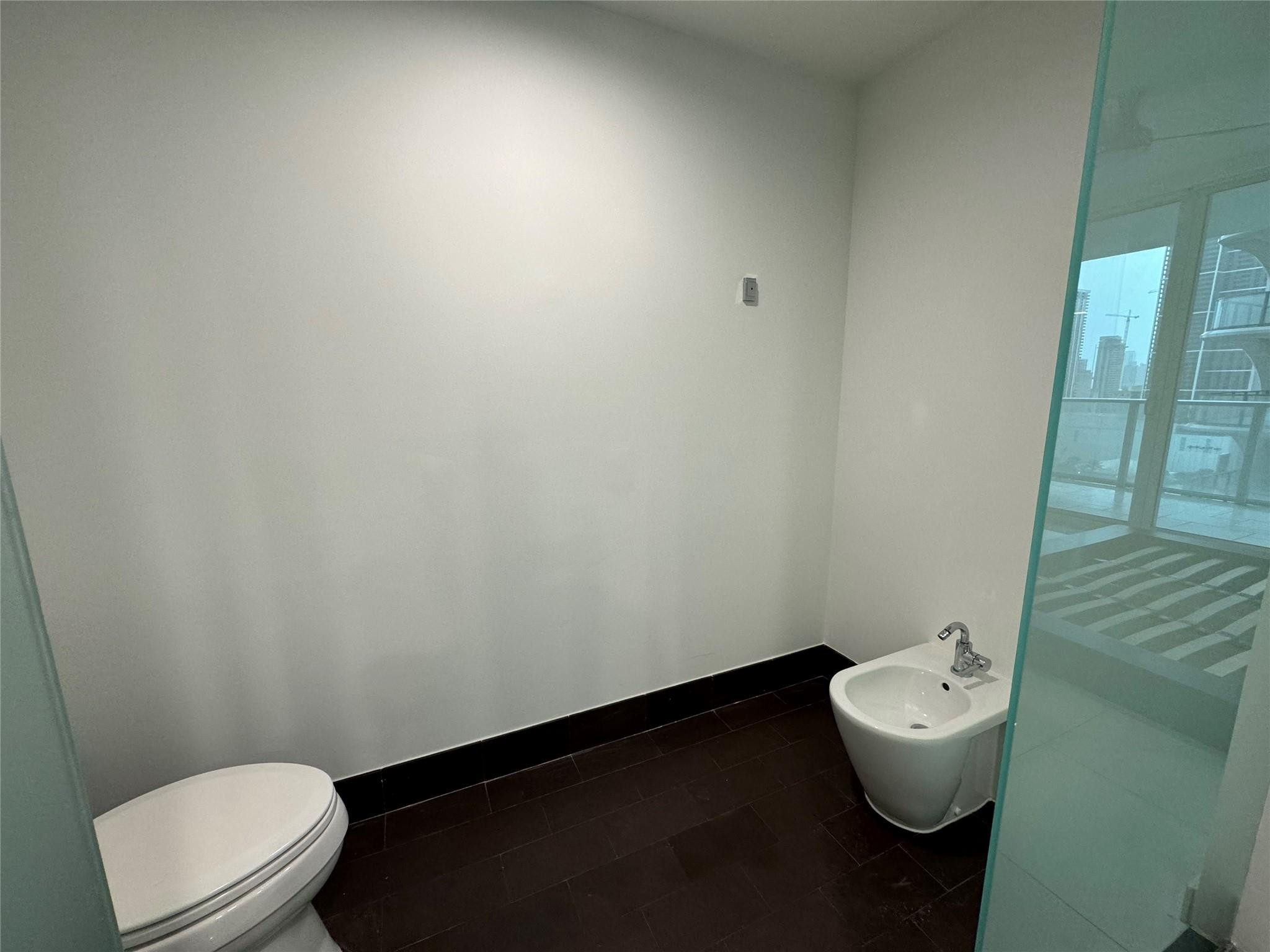 1040 Biscayne Blvd 2108