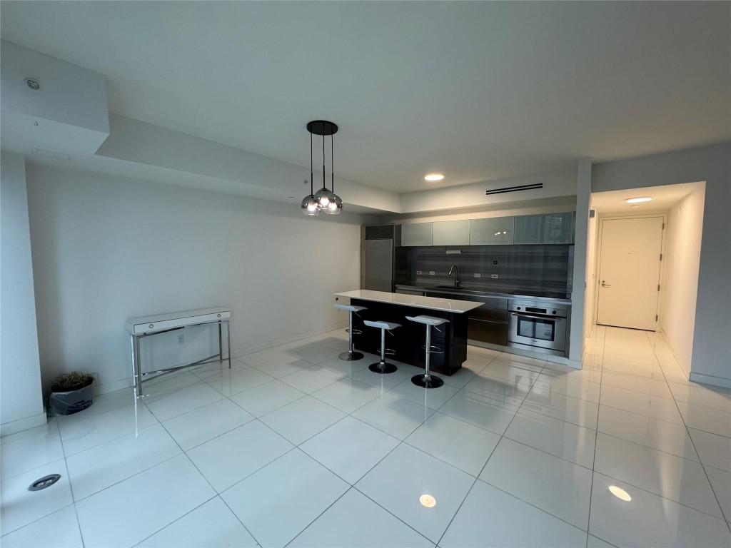 1040 Biscayne Blvd 2108