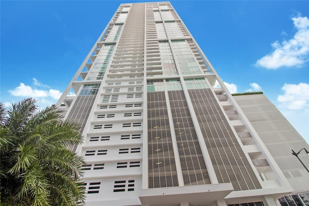 1040 Biscayne Blvd 2108