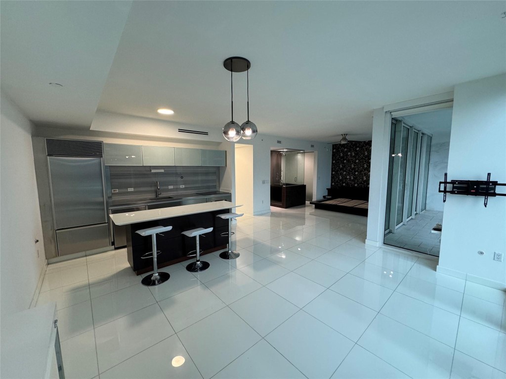 1040 Biscayne Blvd 2108