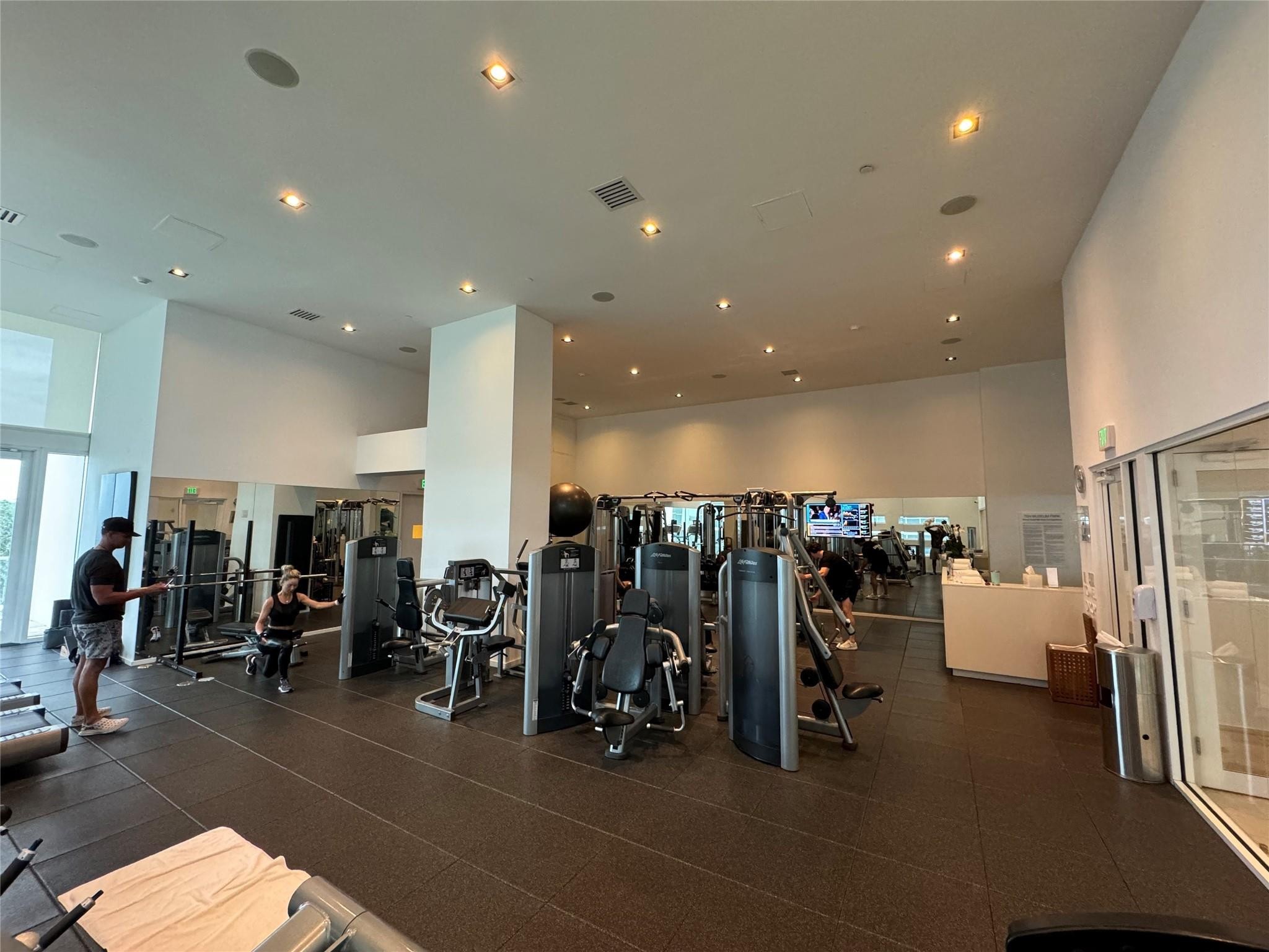 1040 Biscayne Blvd 2108