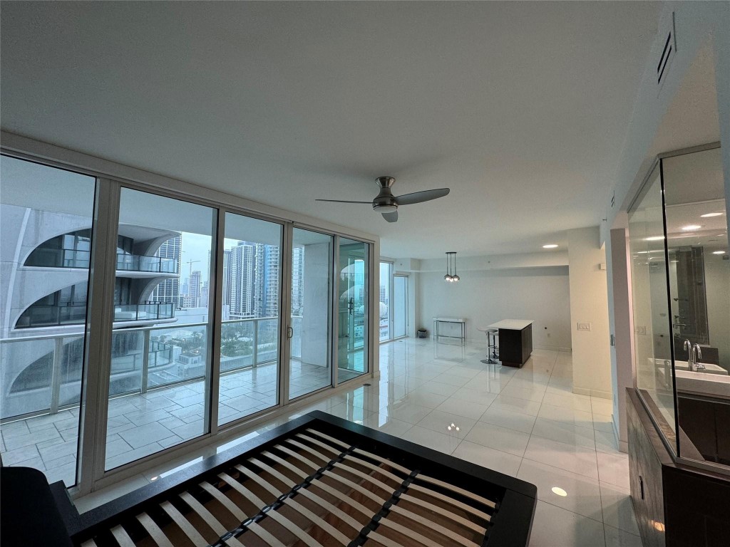 1040 Biscayne Blvd 2108