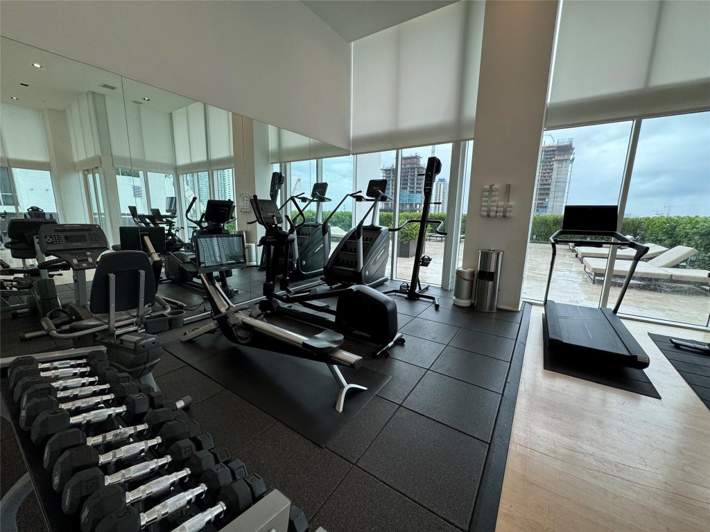 1040 Biscayne Blvd 2108