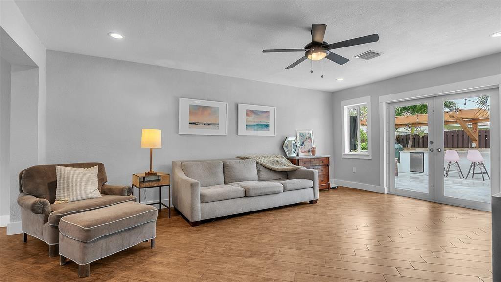 2800 NE 53rd Street