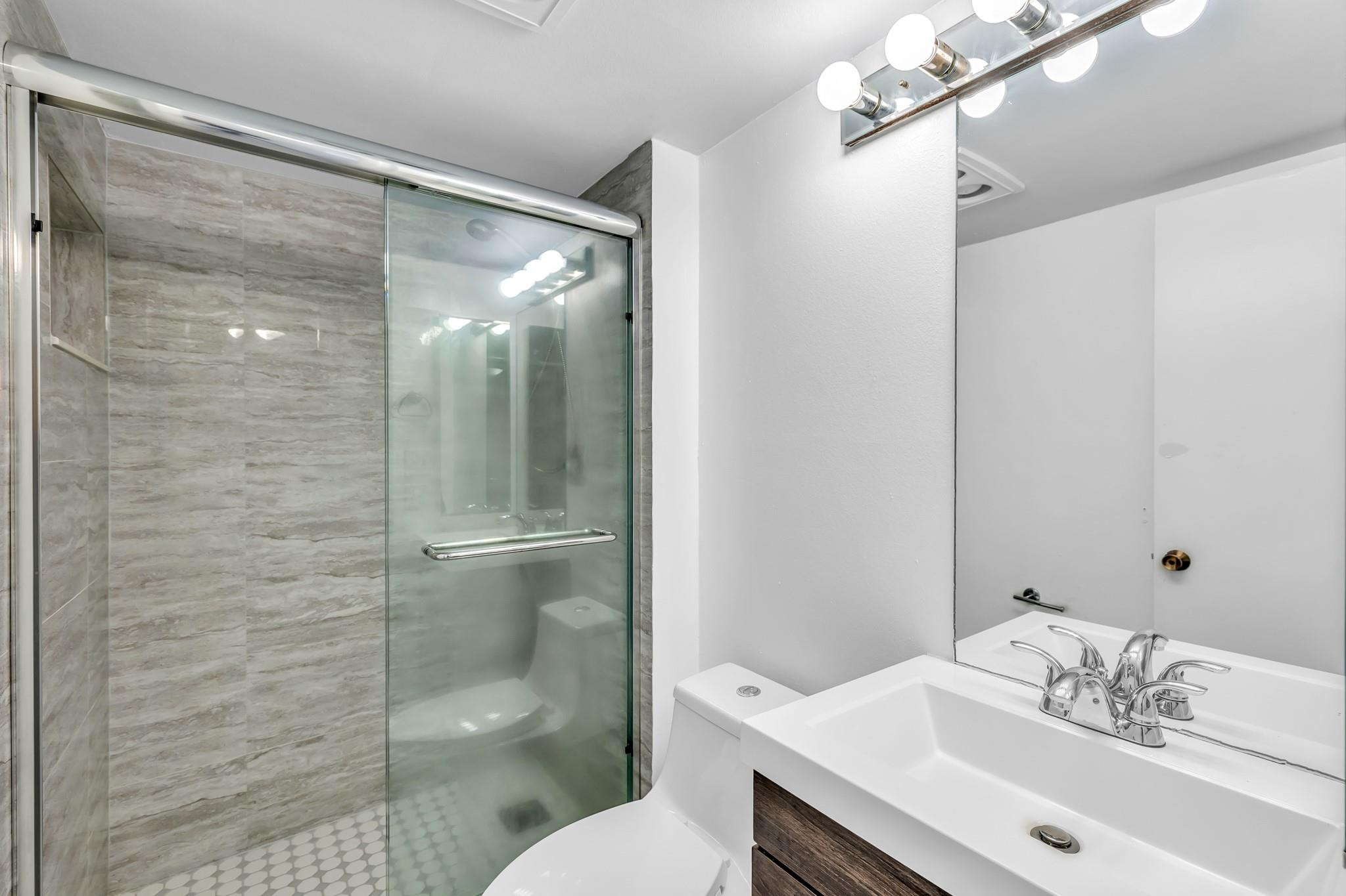 2802 N 46th Avenue B518