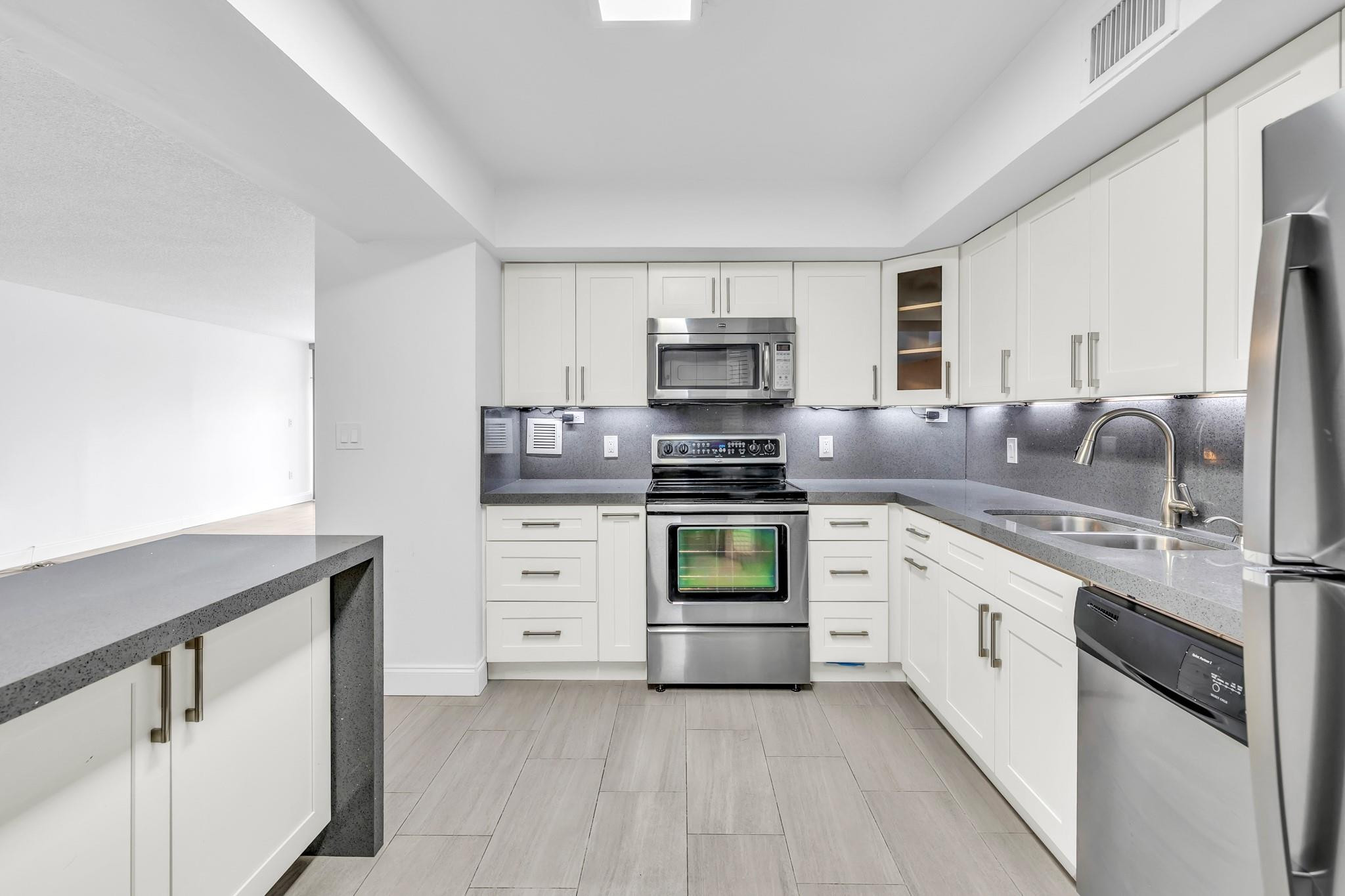 2802 N 46th Avenue B518