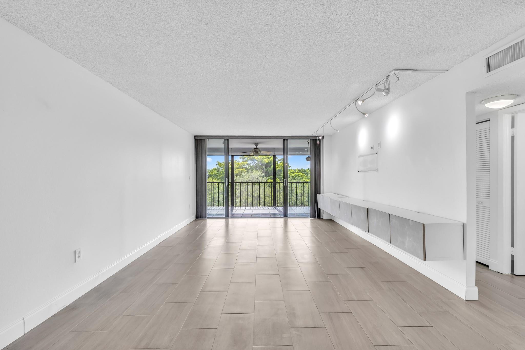 2802 N 46th Avenue B518