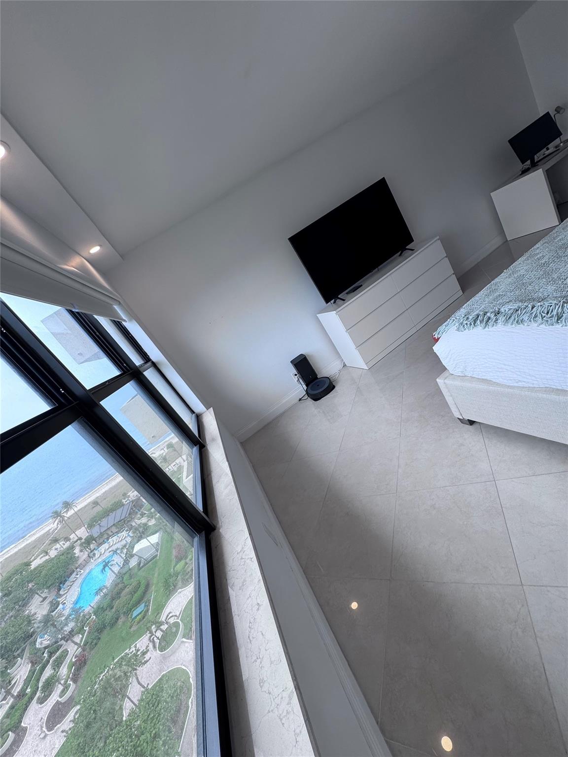 5000 N Ocean Blvd 1402