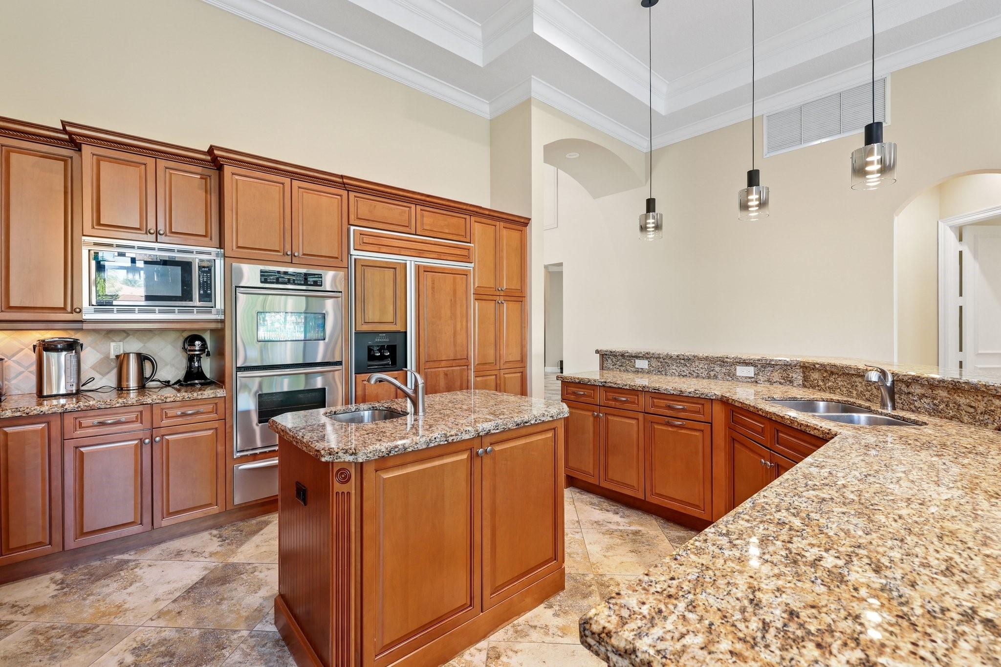 17760 Villa Club Way