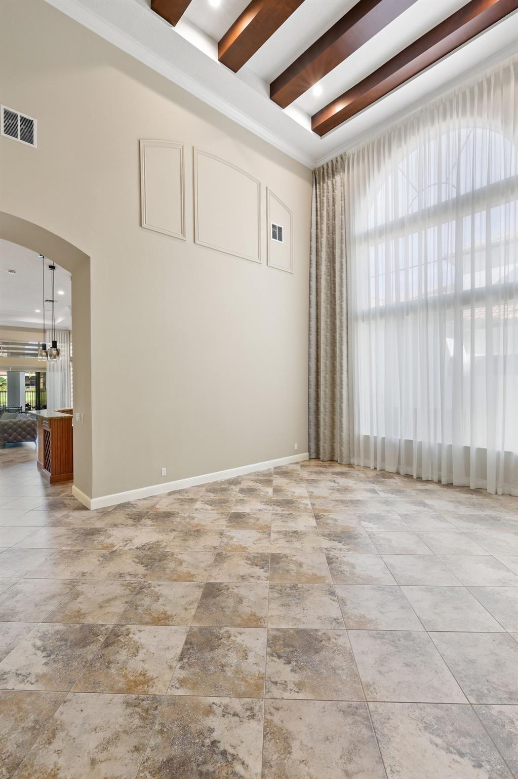 17760 Villa Club Way