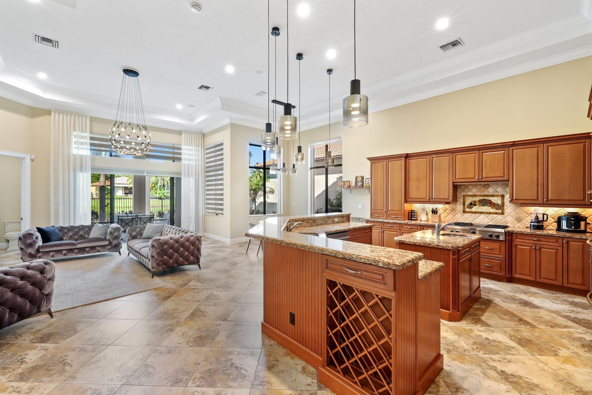 17760 Villa Club Way