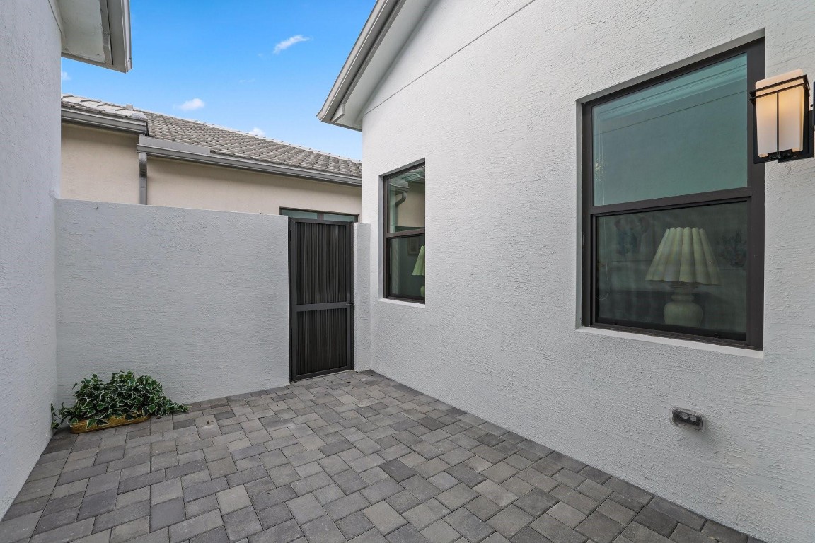 11327 Apricot Valley Drive