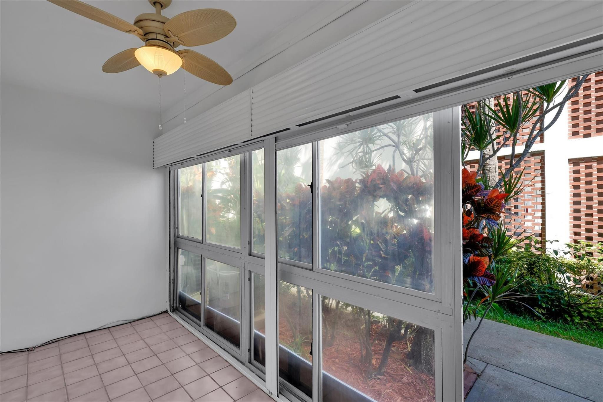 2050 NE 39th Street S102