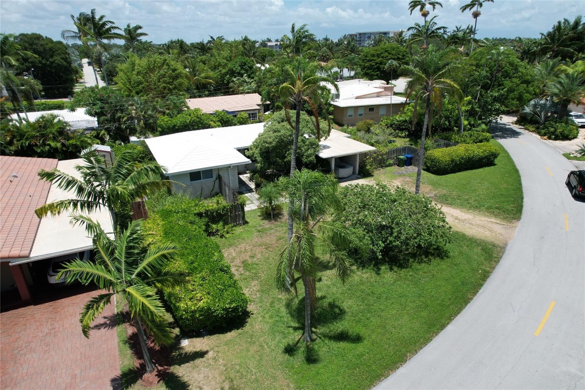 1900 Coral Gardens Drive