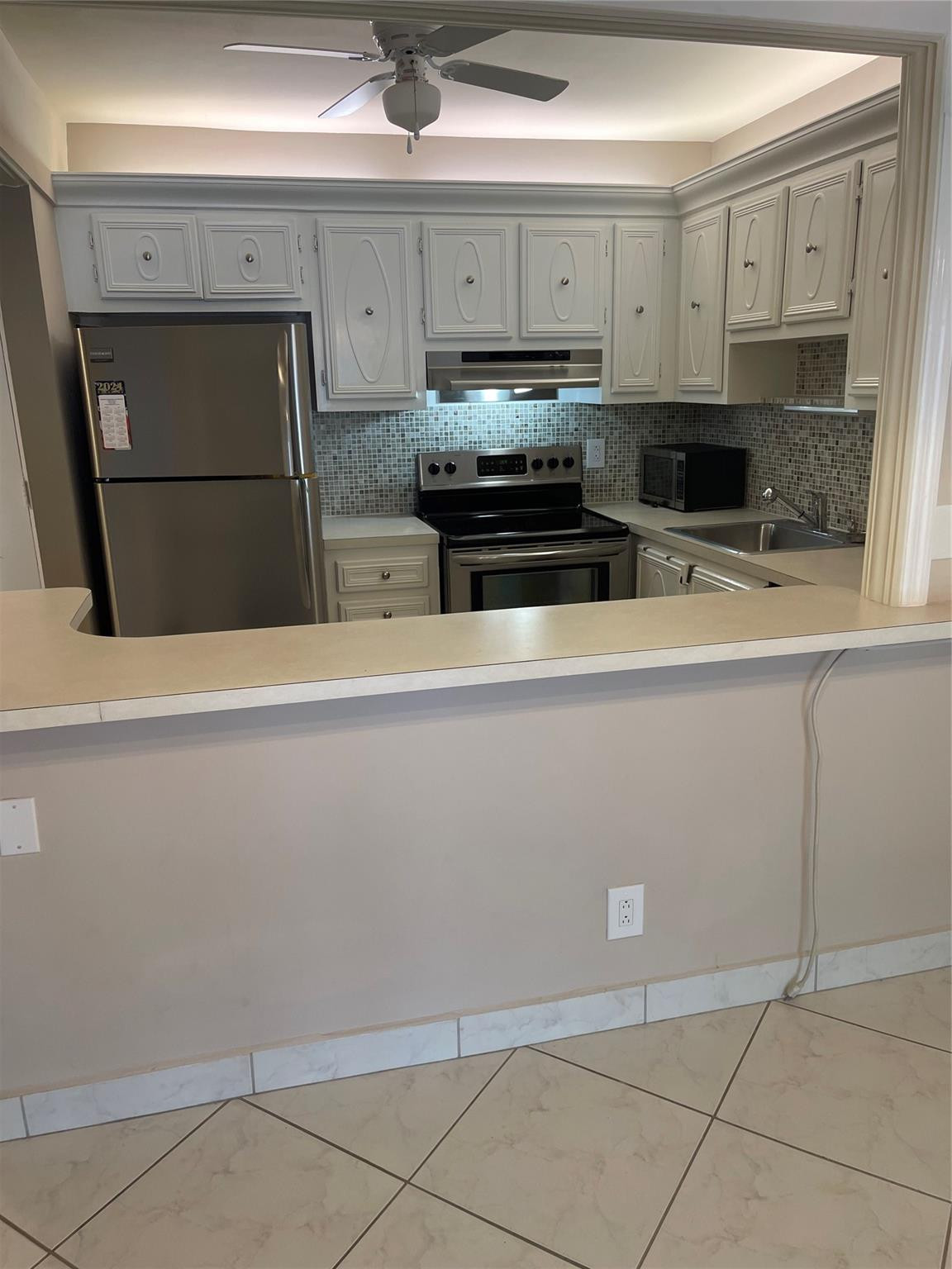 253 S Cypress Rd 204