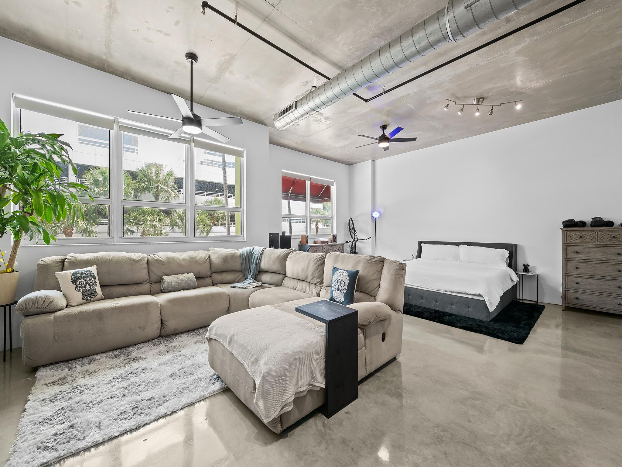 313 NE 2nd Street 201