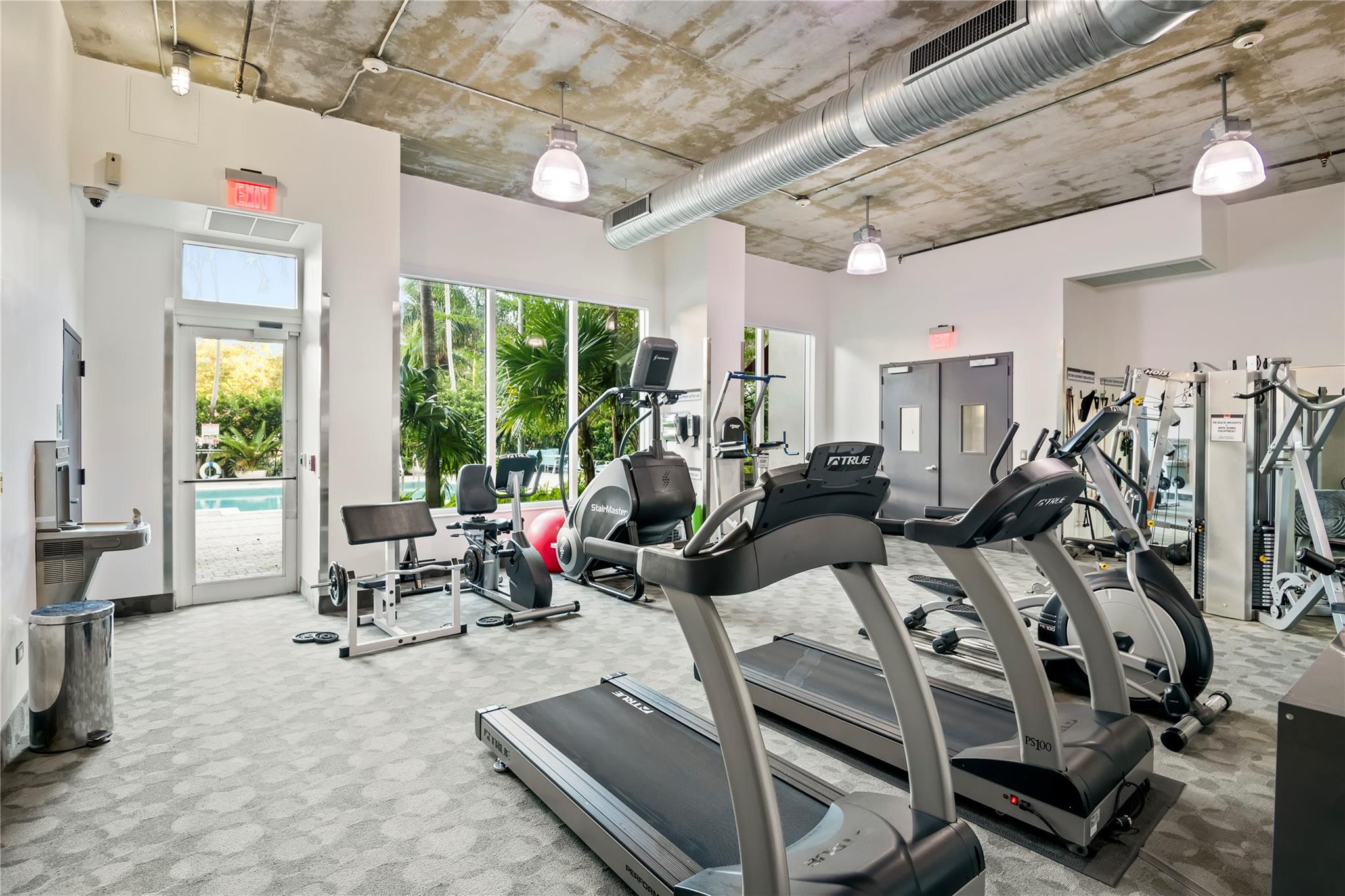 313 NE 2nd Street 201