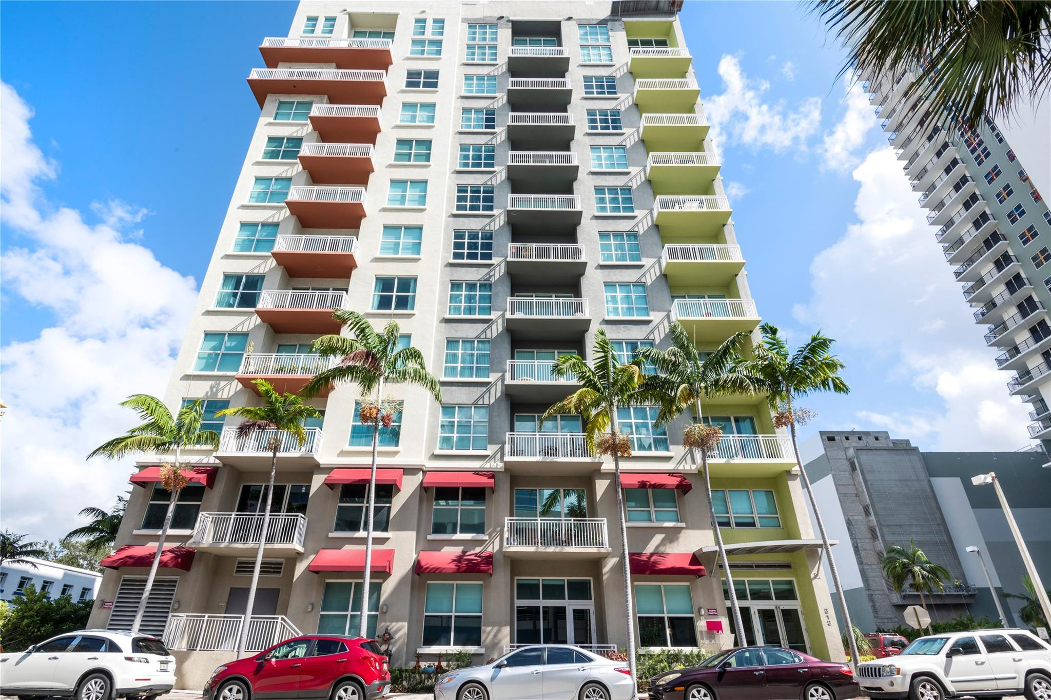 313 NE 2nd Street 201