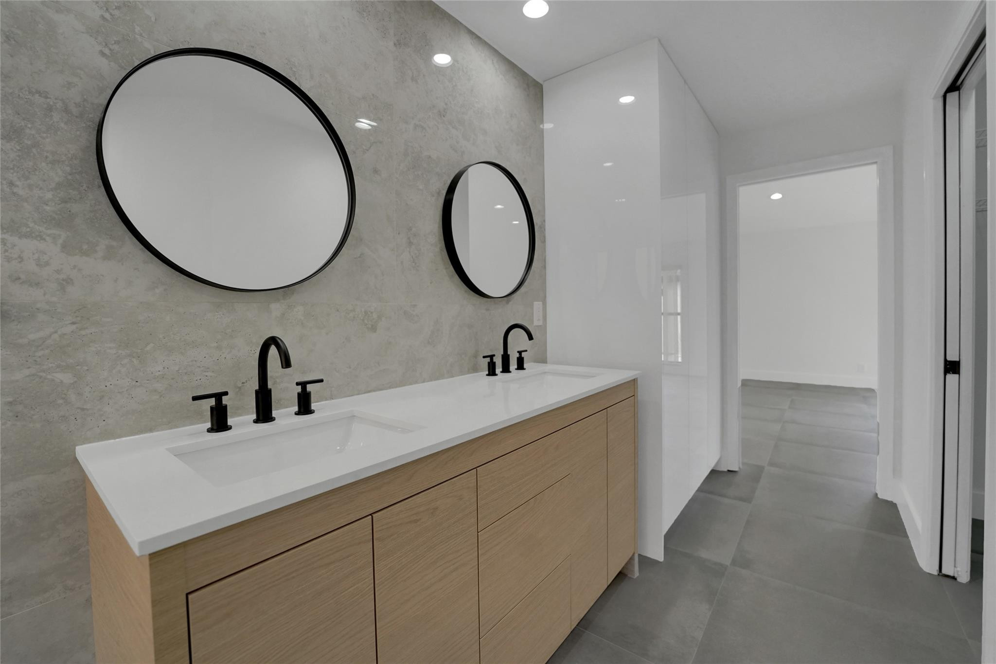 7850 Villa Nova Drive