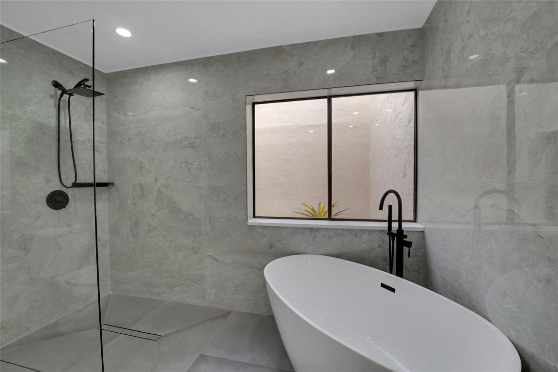 7850 Villa Nova Drive