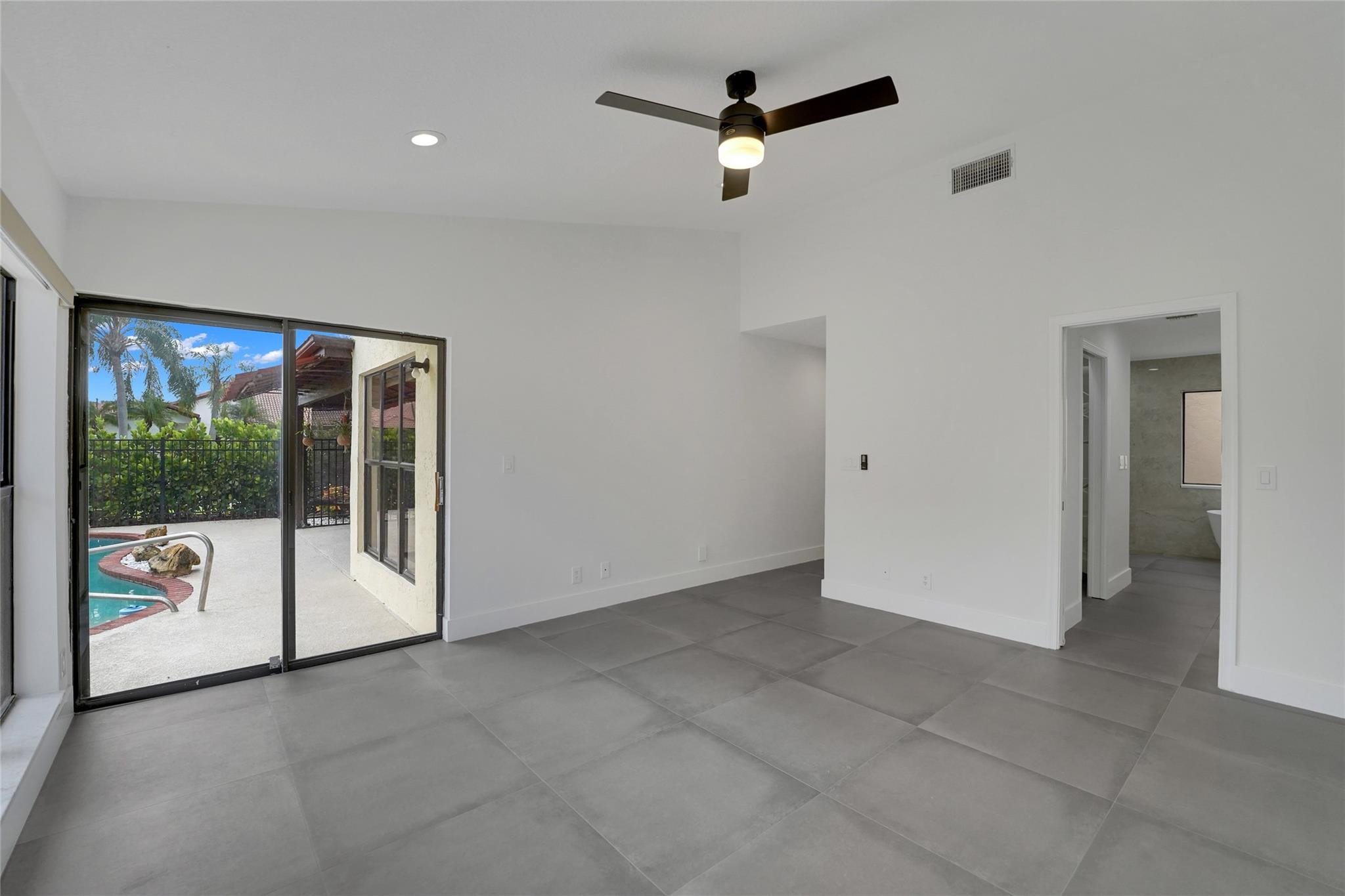 7850 Villa Nova Drive