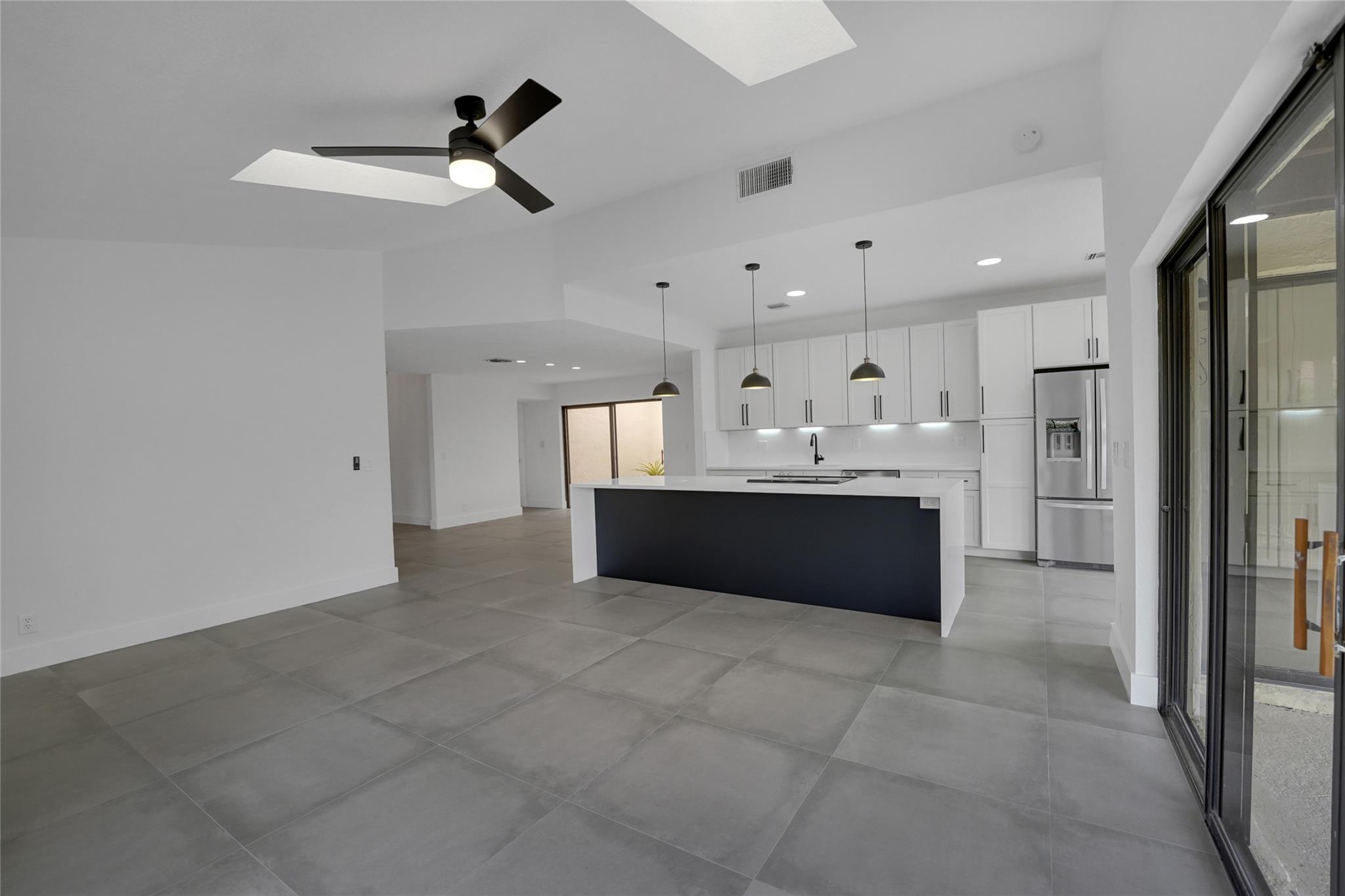 7850 Villa Nova Drive