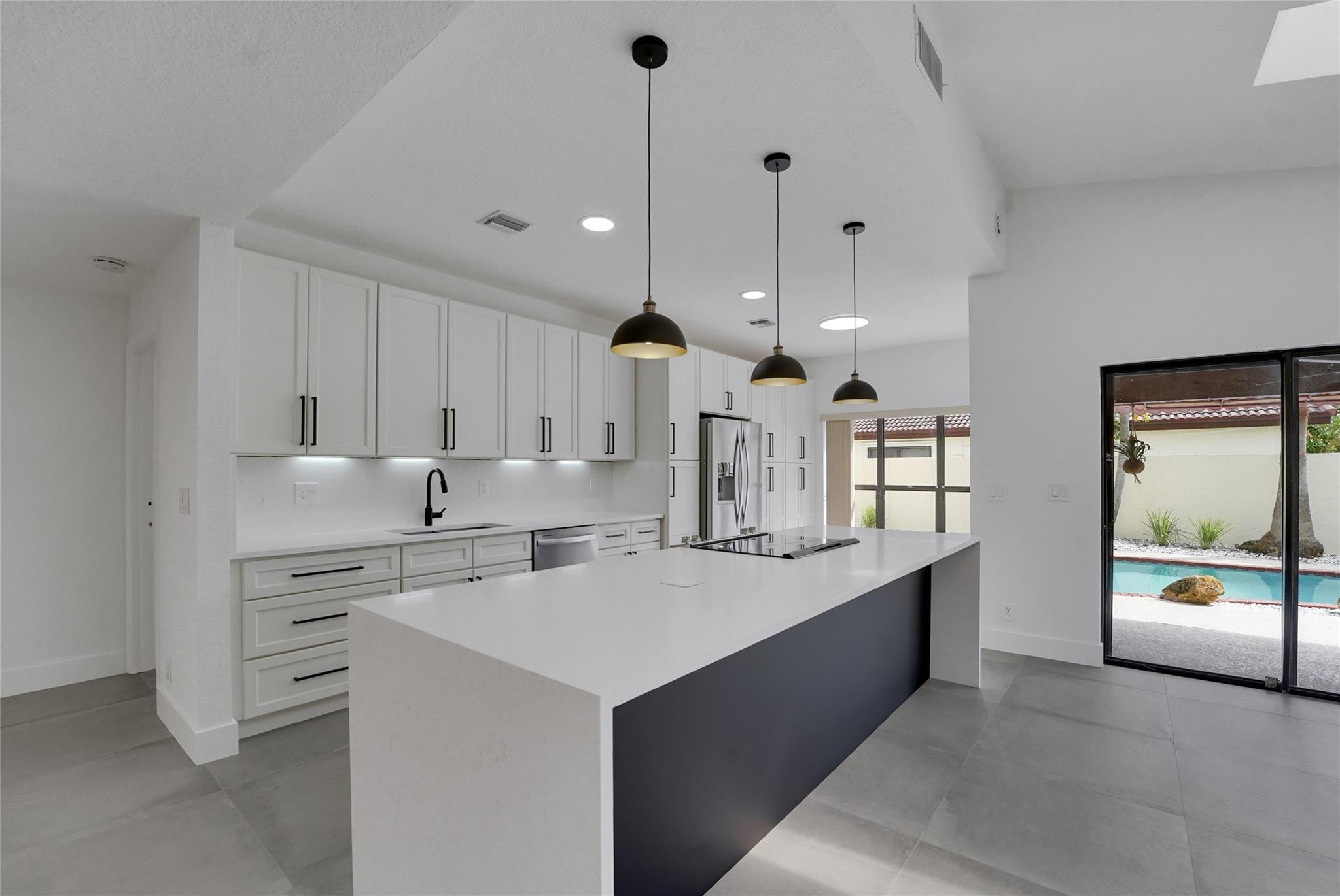 7850 Villa Nova Drive