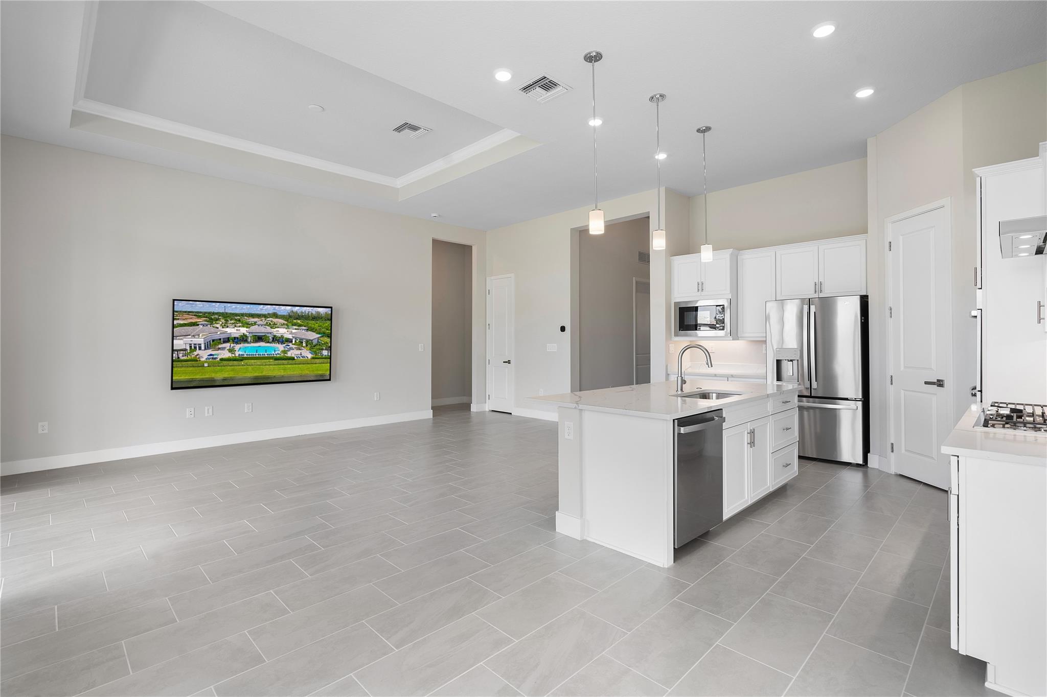 8027 Juniper Dr