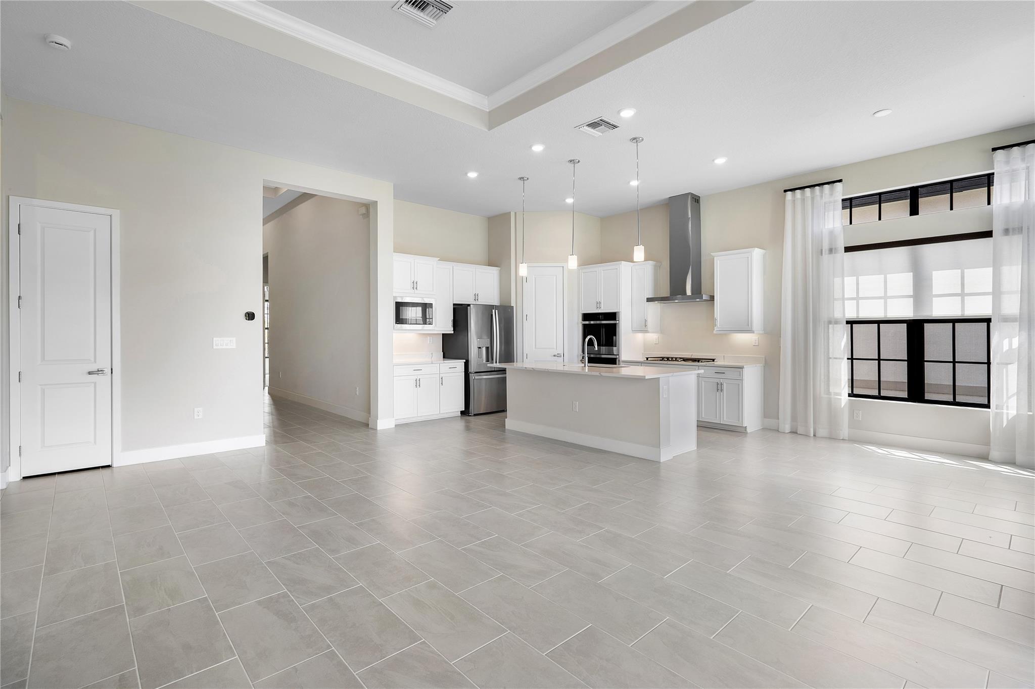 8027 Juniper Dr