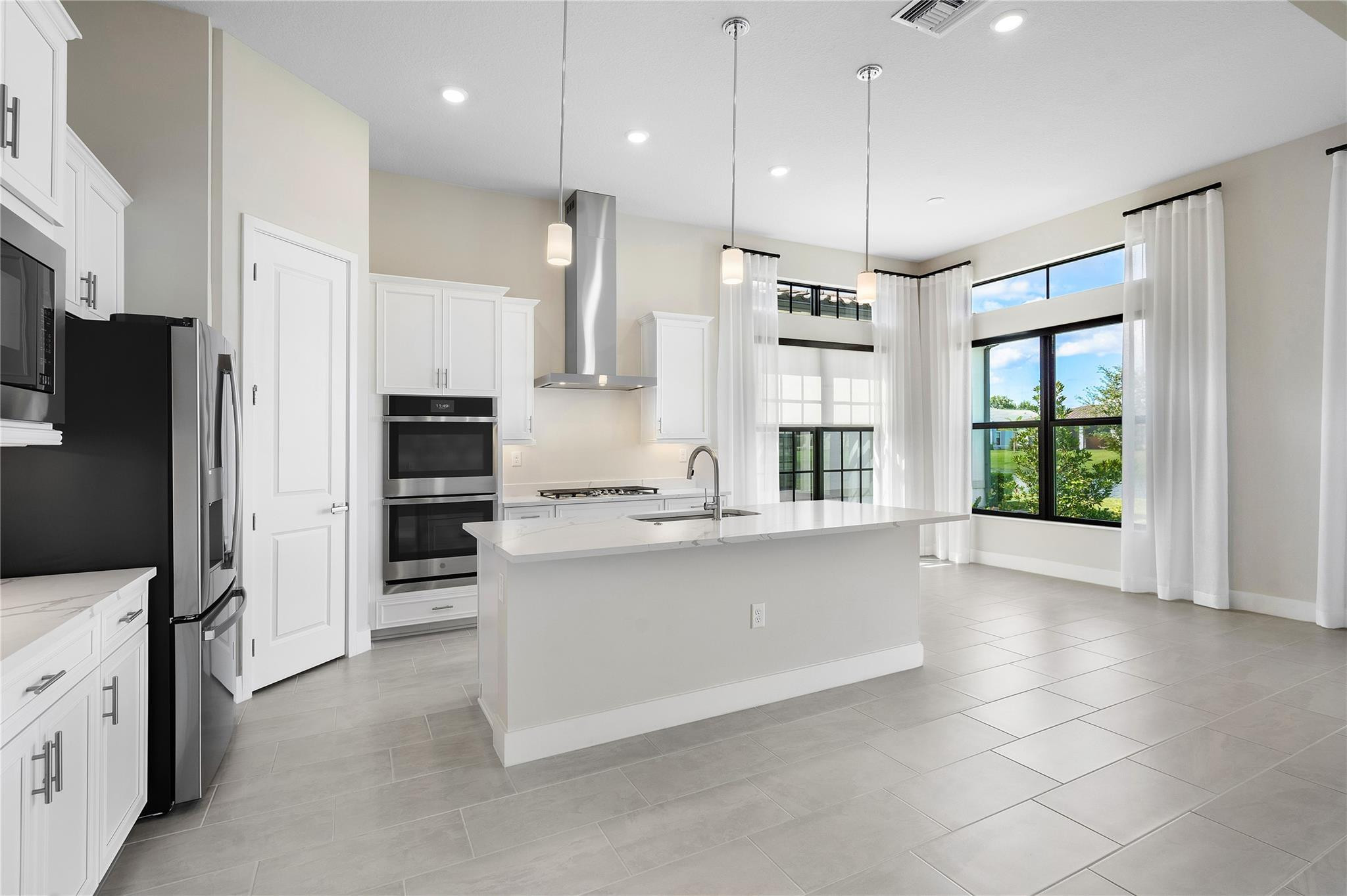 8027 Juniper Dr