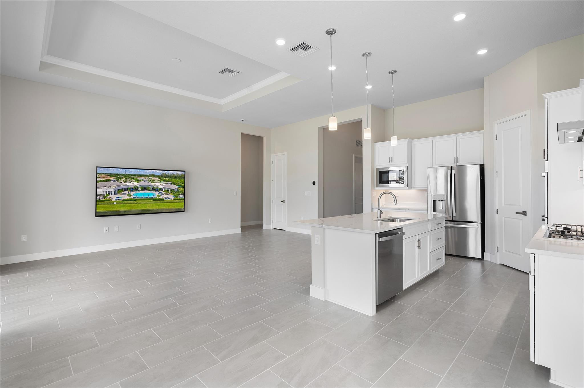 8027 Juniper Dr
