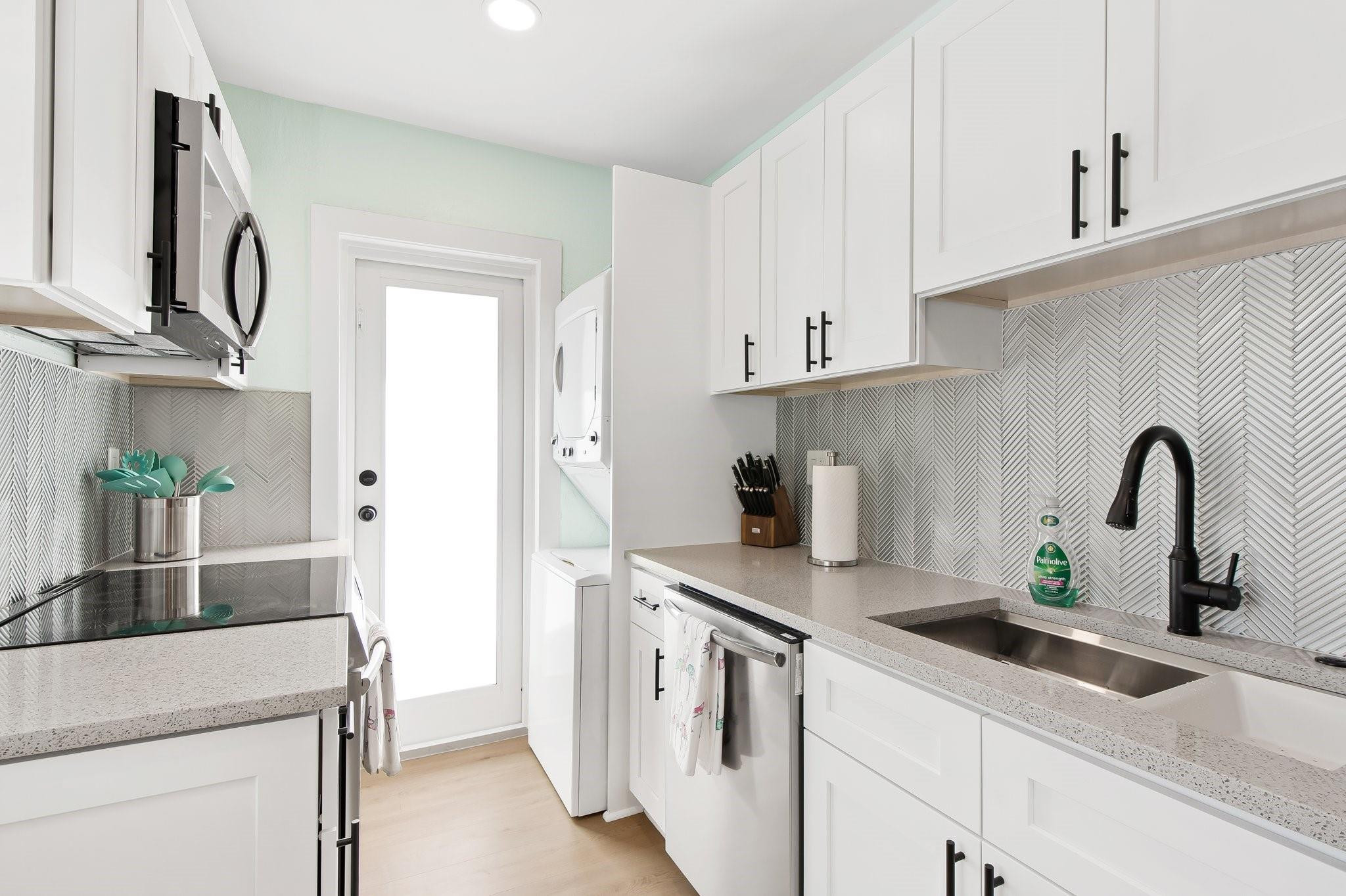 1112 NE 11th Street 1