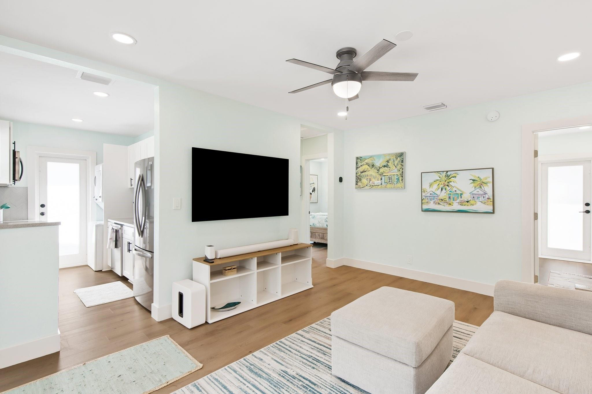 1112 NE 11th Street 1